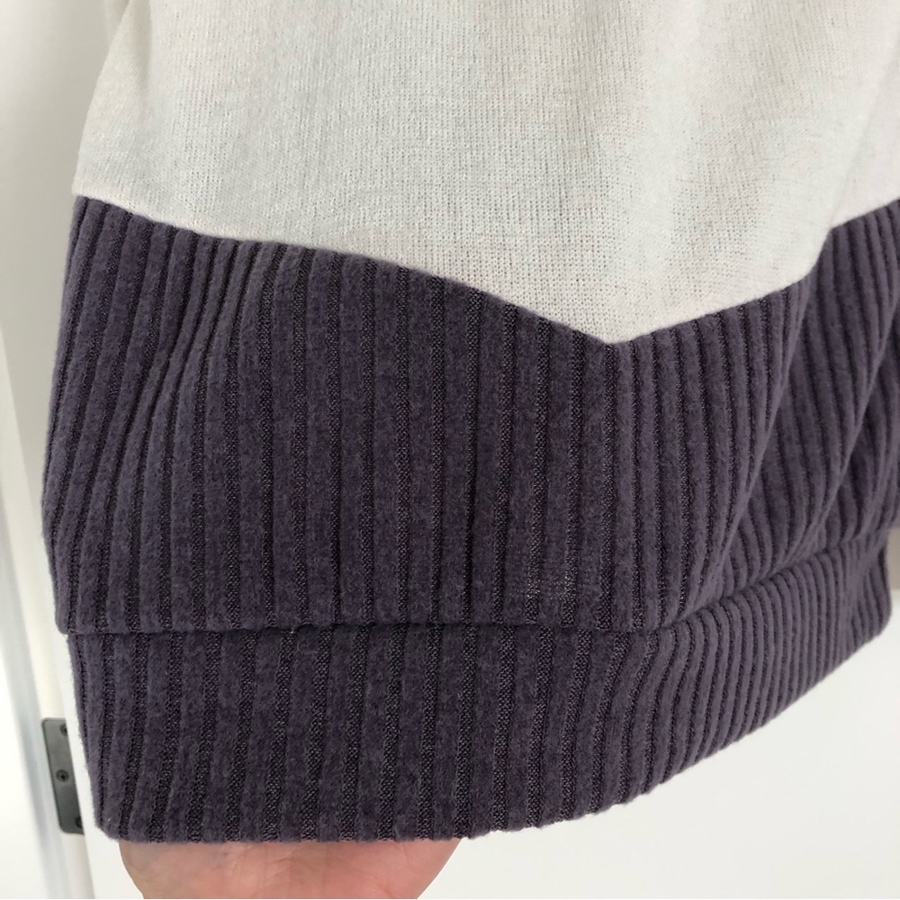 Colorblock Turtleneck - Picture 3 of 6